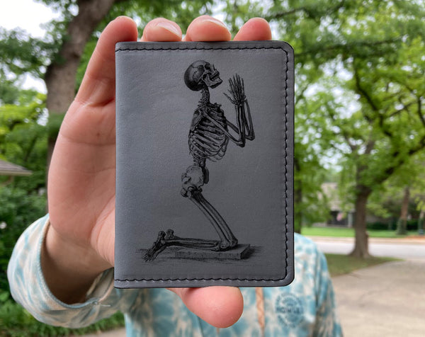 Praying Skeleton - Printmaker Vert Bifold